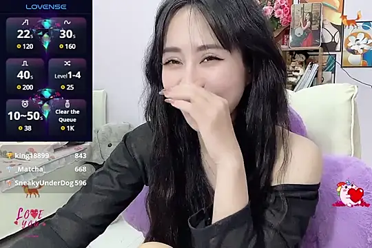 Snapshot of _LLisa_ chatting on 02-23-25, 11:36 LLisa online show from 02-23-25, 11:36