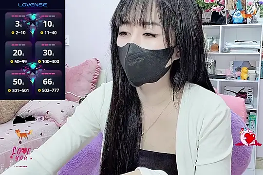 Snapshot of _LLisa_ chatting on 01-14-26, 02:15 LLisa online show from 01-14-26, 02:15