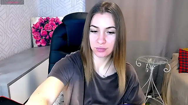Snapshot of Naughty__Megan chatting on 02-28-25, 07:58 Naughty Megan online show from 02-28-25, 07:58