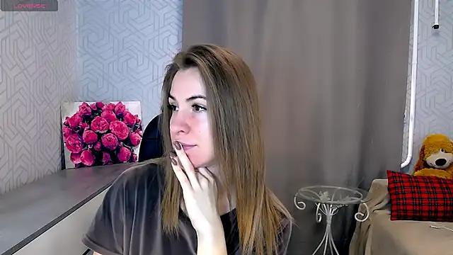 Snapshot of Naughty__Megan chatting on 02-27-25, 08:56 Naughty Megan online show from 02-27-25, 08:56