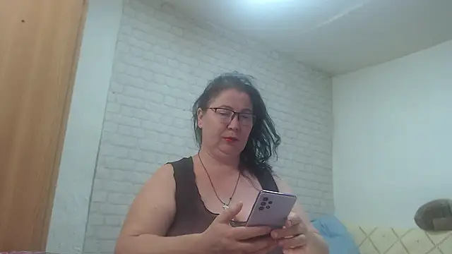 EmmaSquirt online show from 03-05-26, 09:39