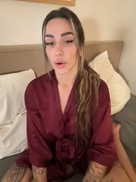 Alisa-Marie online show from 11-14-25, 04:10