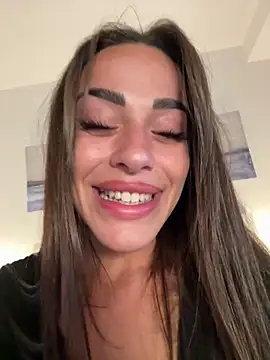 Snapshot of Alisa-Marie chatting on 03-19-25, 10:44 Alisa-Marie online show from 03-19-25, 10:44