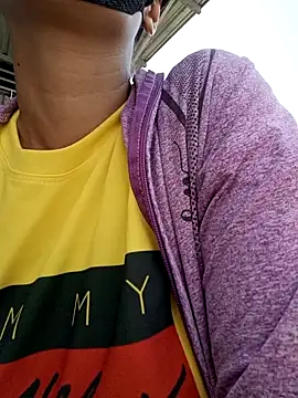 2HotAsain4u online show from 03-05-25, 03:51