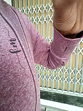 2HotAsain4u online show from 01-17-26, 06:17