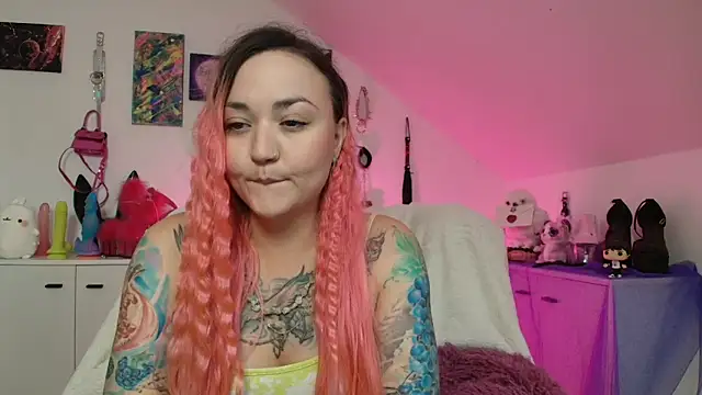 PinkHurricaneOfficial online show from 09-15-25, 02:17