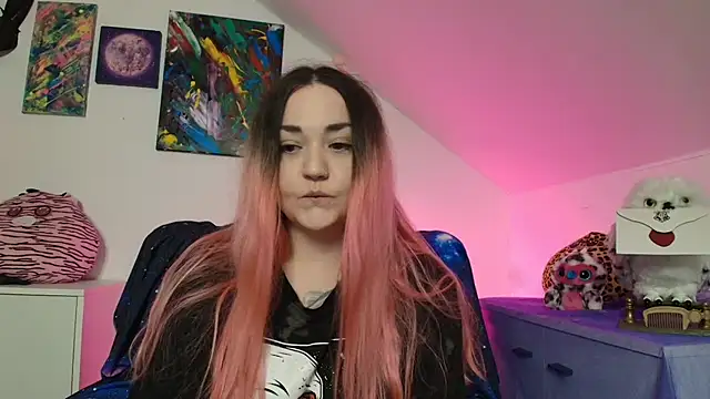 PinkHurricaneOfficial online show from 02-18-26, 03:19