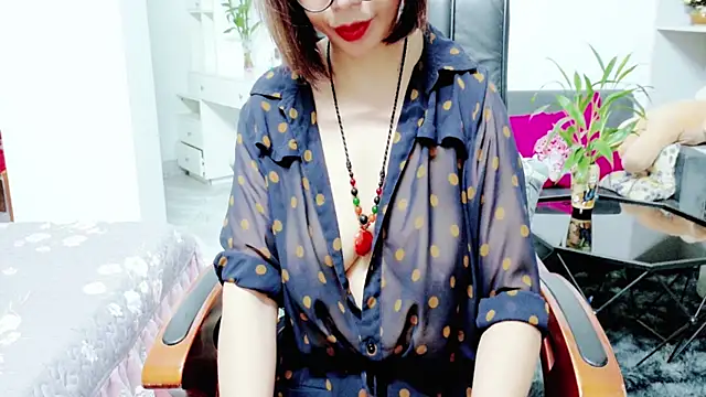 Miu-Le online show from 06-25-26, 08:25