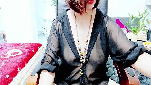 Miu-Le online show from 06-19-26, 07:36