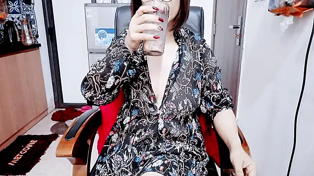 Miu-Le online show from 03-05-26, 05:48