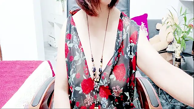 Miu-Le online show from 07-15-26, 07:15