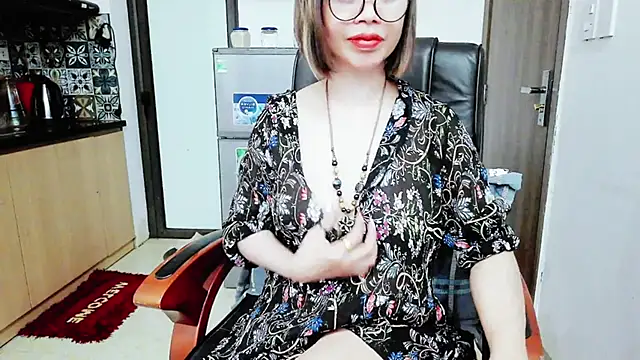 Miu-Le online show from 11-10-25, 10:31