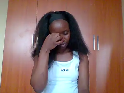 sexy darleen23 online show from 10-11-25, 10:05