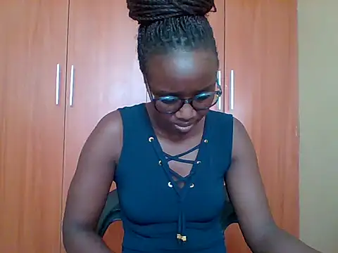 sexy darleen23 online show from 04-13-26, 09:35