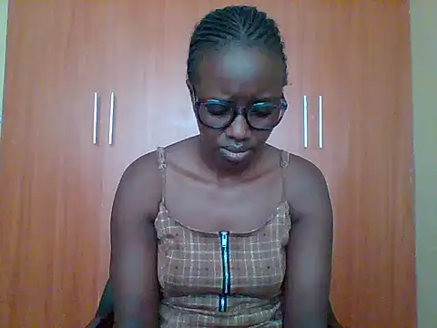 sexy darleen23 online show from 02-13-26, 08:47