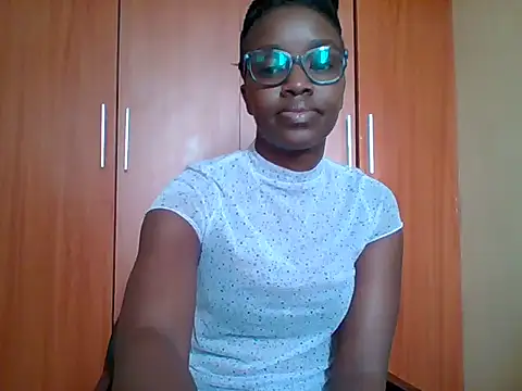 sexy darleen23 online show from 05-06-26, 10:19