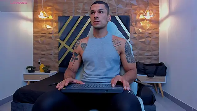 Snapshot of Adbel_Sady chatting on 10-25-25, 11:31 Adbel Sady online show from 10-25-25, 11:31