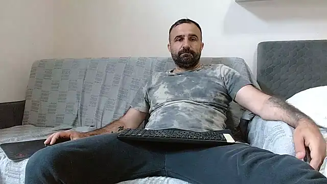 Snapshot of ivat80 chatting on 05-10-26, 06:17 ivat80 online show from 05-10-26, 06:17