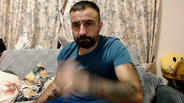 Snapshot of ivat80 chatting on 02-02-25, 03:49 ivat80 online show from 02-02-25, 03:49