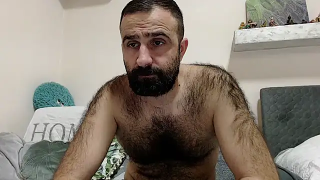 Snapshot of ivat80 chatting on 12-24-24, 11:06 ivat80 online show from 12-24-24, 11:06