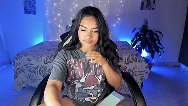 Riana Kean online show from 11-13-25, 05:22