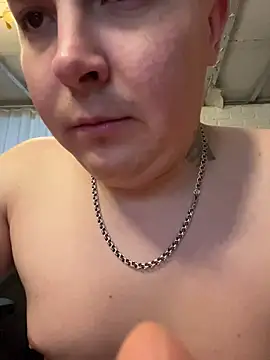 Snapshot of MrMrsRight chatting on 02-25-26, 03:51 MrMrsRight online show from 02-25-26, 03:51