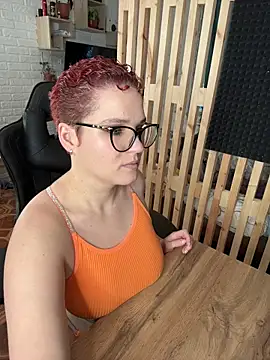 MrMrsRight online show from 03-18-26, 07:22