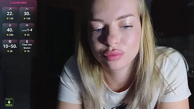 RinaBlondie online show from 10-03-25, 04:08