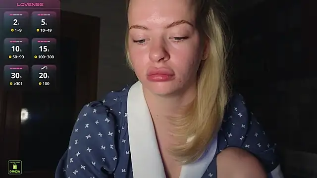 RinaBlondie online show from 01-08-26, 05:24