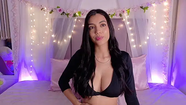 Julie Bennet online show from 03-08-26, 05:33