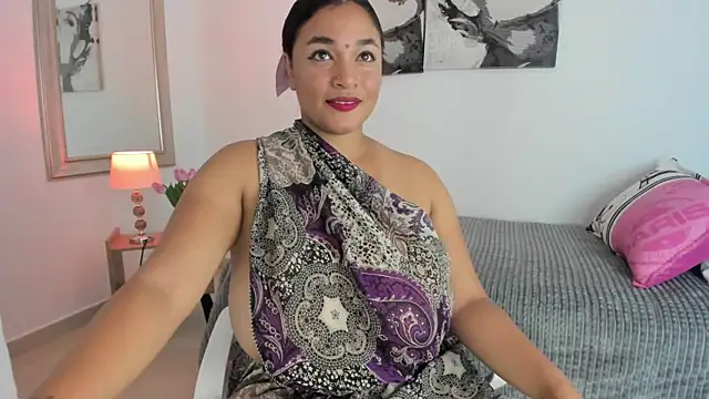 Snapshot of Darsha_Hara chatting on 04-21-26, 02:01 Darsha Hara online show from 04-21-26, 02:01