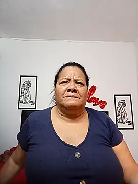 Shanttal0272 online show from 10-08-25, 03:24