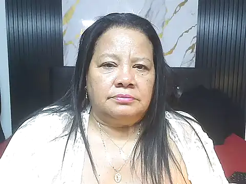 Snapshot of Shanttal0272 chatting on 06-21-26, 01:22 Shanttal0272 online show from 06-21-26, 01:22