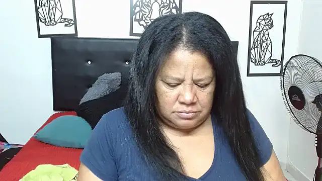 Shanttal0272 online show from 11-02-25, 02:33