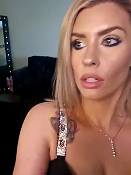 ellieconradxo online show from 10-02-25, 05:38