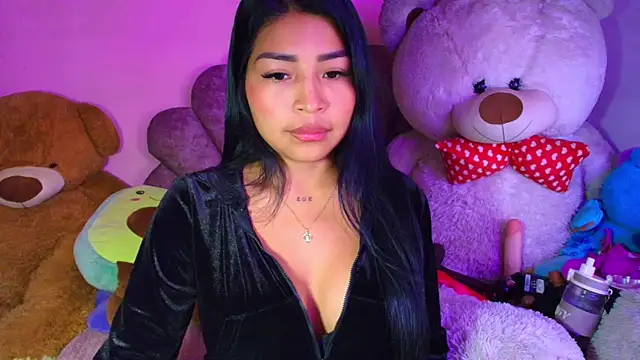 Pocahontascute 33 online show from 06-05-26, 02:12