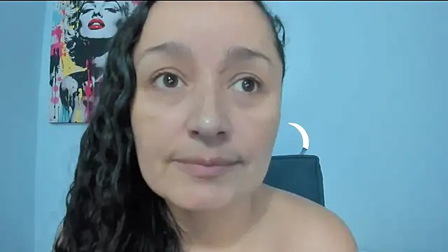  luna  sweet  online show from 05-08-26, 01:42