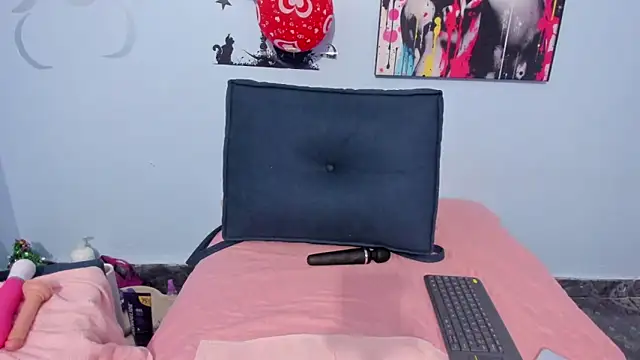  luna  sweet  online show from 09-27-25, 02:28