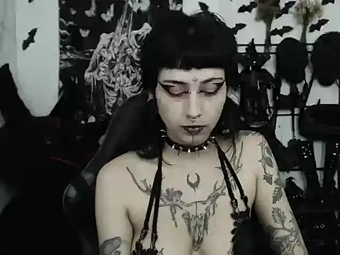 n0sferatus   online show from 05-07-26, 01:54