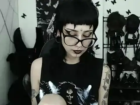 n0sferatus   online show from 02-24-26, 03:29