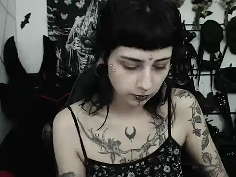n0sferatus   online show from 05-22-26, 02:20