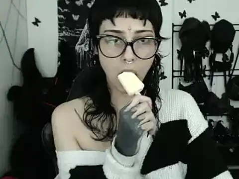 n0sferatus   online show from 02-28-26, 03:50