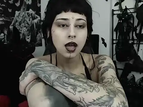 n0sferatus   online show from 06-19-26, 02:50