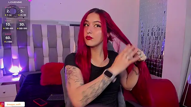 Snapshot of Megan_wolf1_ chatting on 01-10-25, 05:15 Megan wolf1  online show from 01-10-25, 05:15