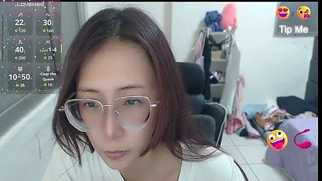 Snapshot of aFanny chatting on 07-13-26, 04:50 aFanny online show from 07-13-26, 04:50