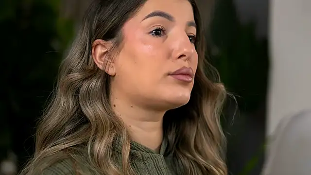 Snapshot of KellyMathews chatting on 02-22-26, 02:03 KellyMathews online show from 02-22-26, 02:03