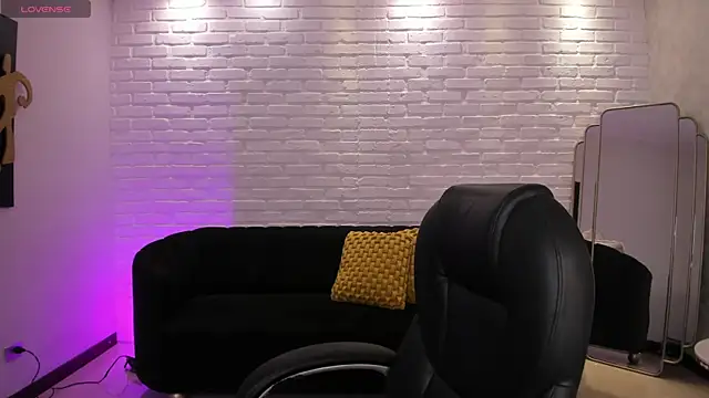 AmberLewis  online show from 11-29-25, 02:44