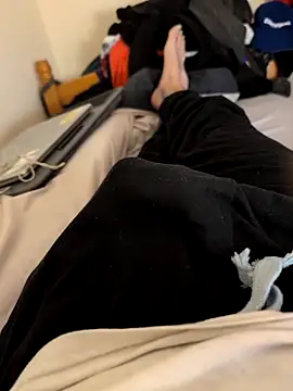 Alfie41105 online show from 02-08-26, 08:50