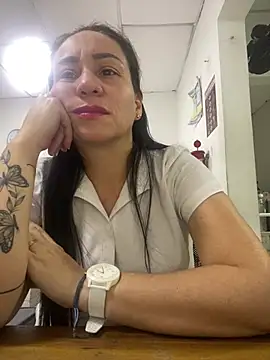 Snapshot of nurse_desi_sexlove chatting on 02-26-25, 08:28 nurse desi sexlove online show from 02-26-25, 08:28