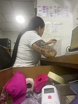 nurse desi sexlove online show from 12-02-25, 01:39